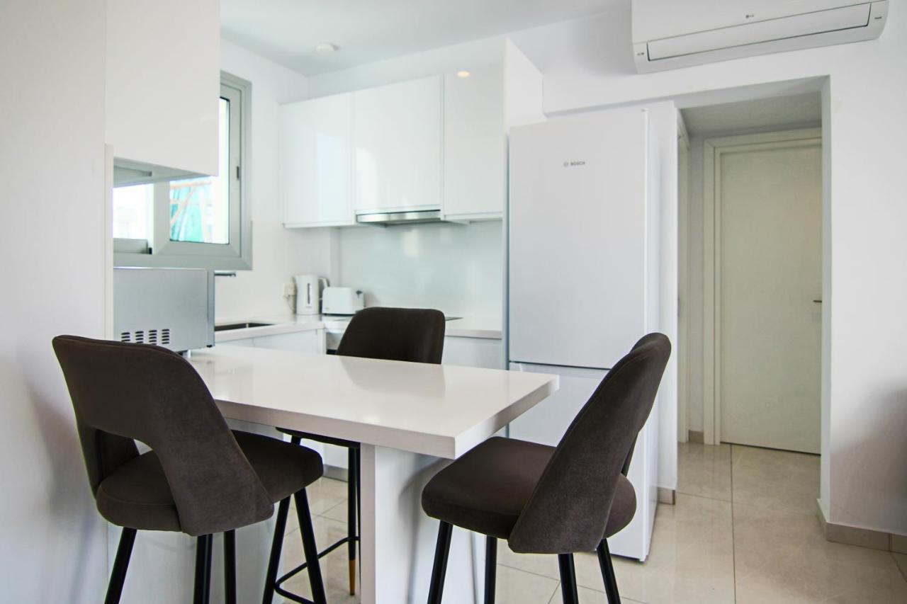 شقة Phaedrus Living - Seaside Executive Flat Harbour 101 بافوس المظهر الخارجي الصورة