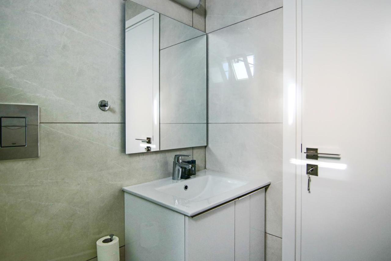 شقة Phaedrus Living - Seaside Executive Flat Harbour 101 بافوس المظهر الخارجي الصورة